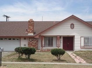 220 E Walnut Ave, Rialto, CA 92376