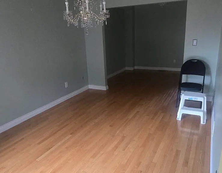508 Farnham Ct — Photo 3