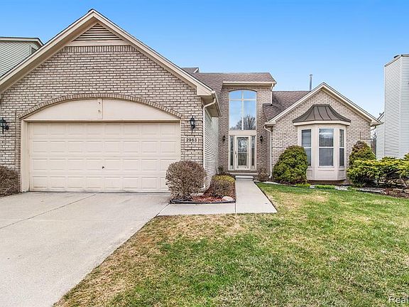 2nd image of 2963 River Meadow Cir #139