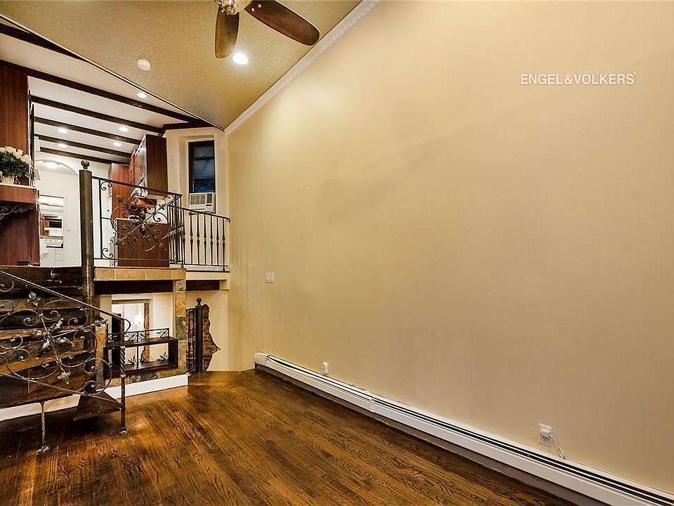 1st image of 520 W 50th St APT A1