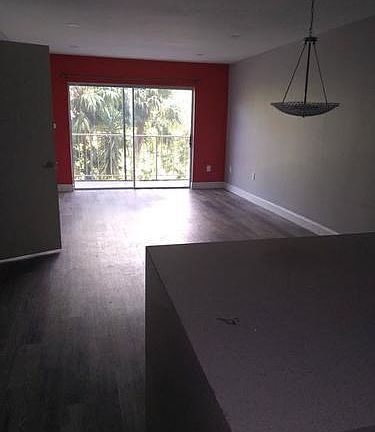 2nd image of 2640 NE 135th St APT 204
