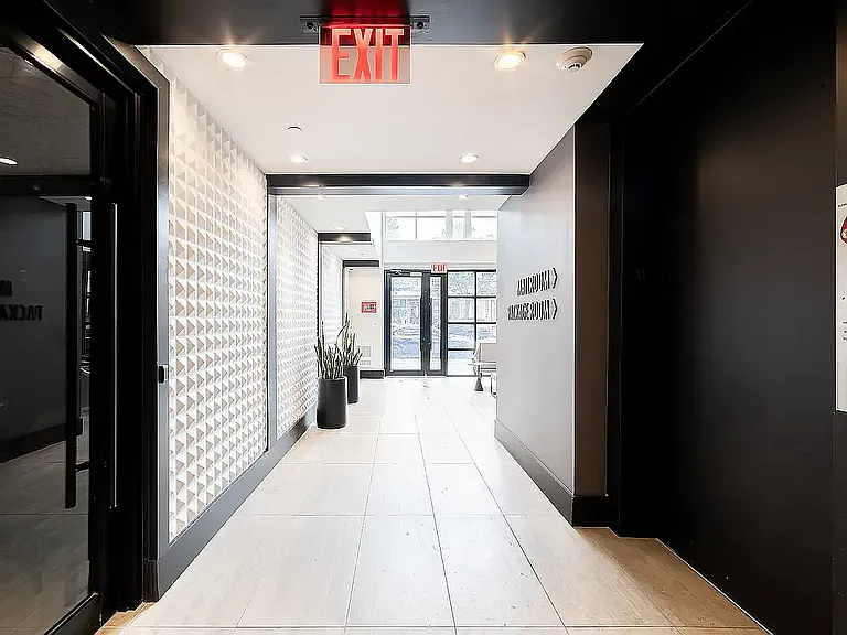 1270 New York Ave #604 — Photo 14