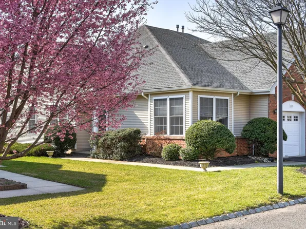 109 Josiah Ln, Hamilton, NJ 08691