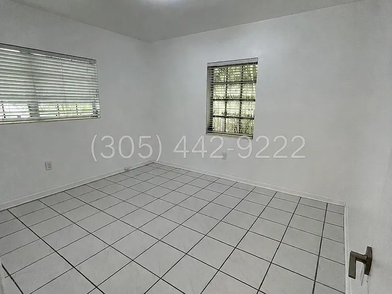 828 Lorca St — Photo 14