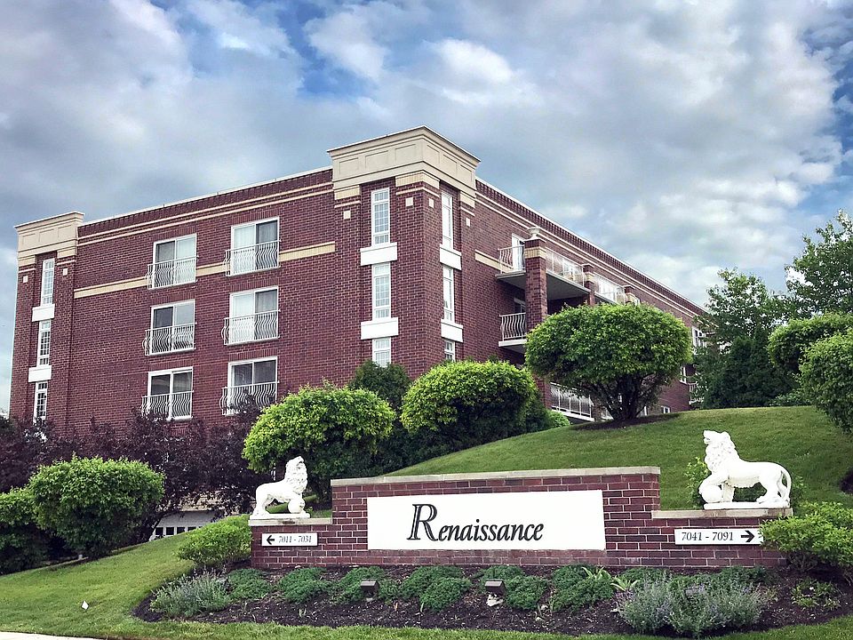 1st image of 7091 W Touhy Ave APT 504