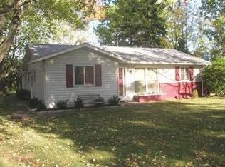 796 Grayton Rd, Berea, OH 44017