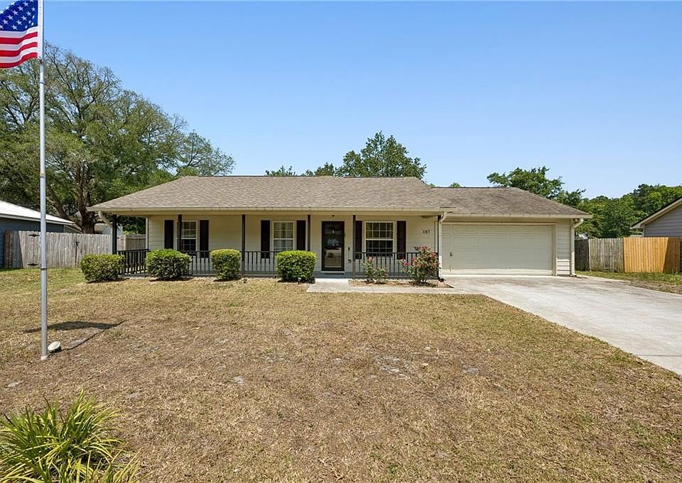 1st image of 107 Boxwood Ct