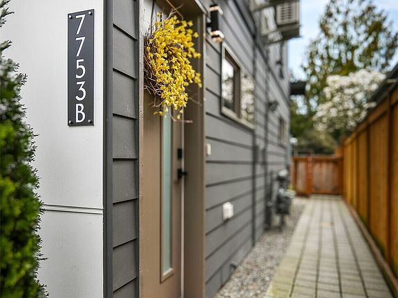 4th image of 7753 26th Avenue NW #B
