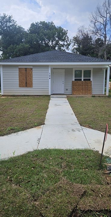 1st image of 154 Pinehill Dr