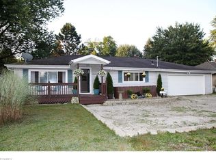 2032 Gleenwillow Dr, North Canton, OH 44720