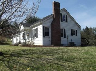 212 Woods Gap Rd SE, Floyd, VA 24091