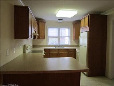 3rd image of 527 W Thames St Unit 36