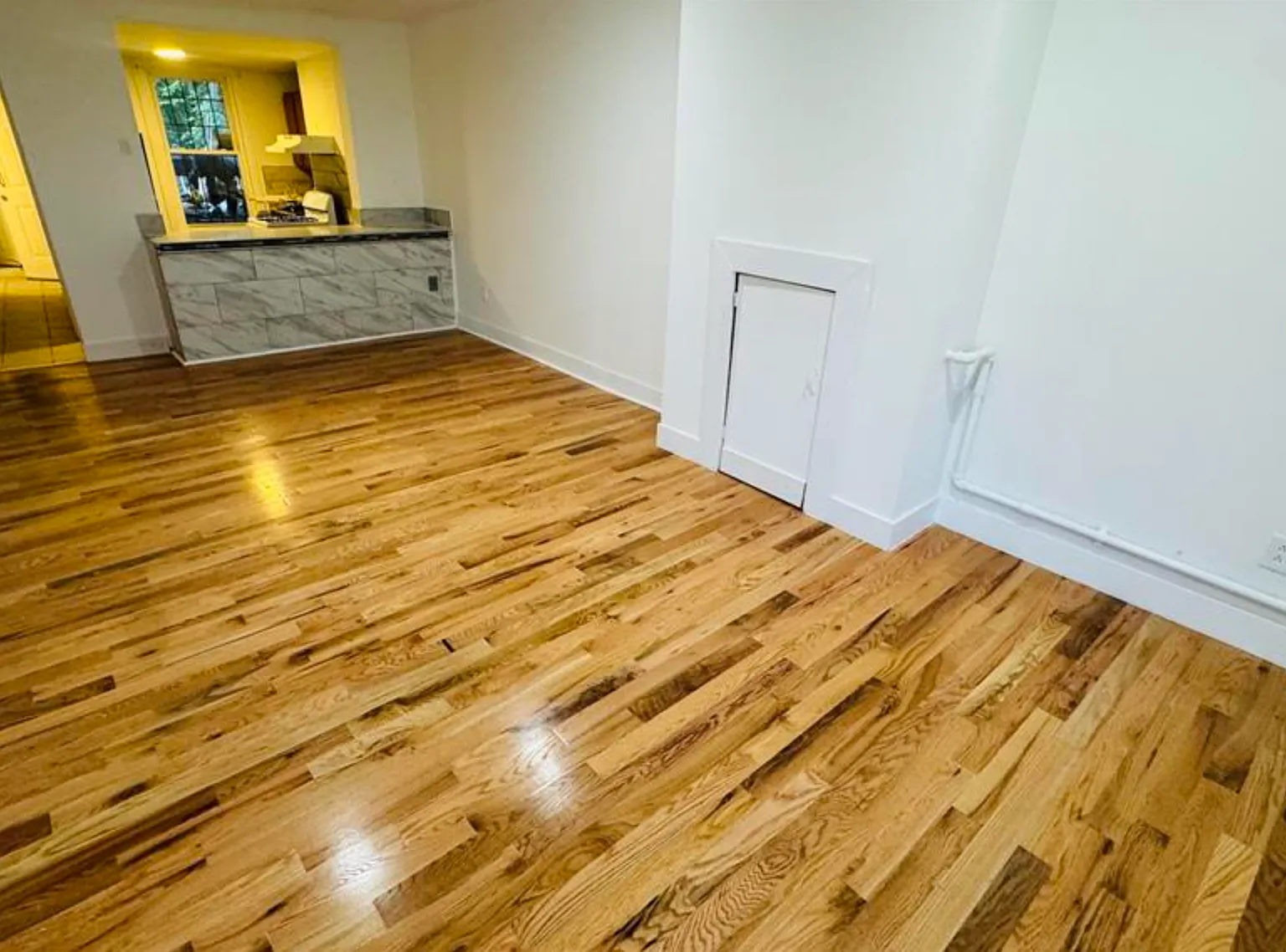 3 bed, 1200 sqft, $3,200 — Photo 3