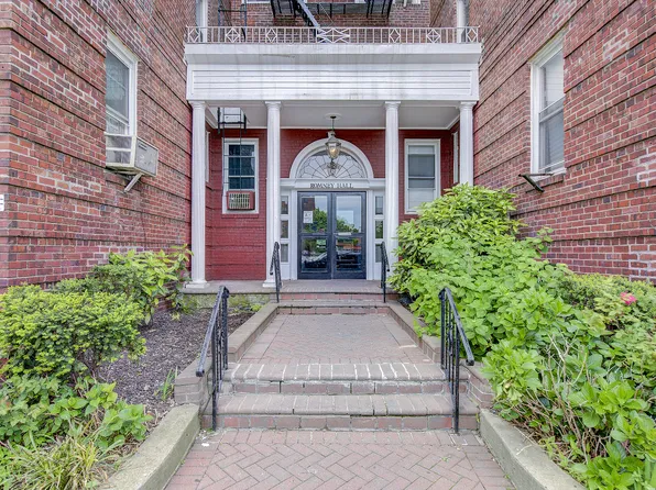 114-20 Queens Boulevard image 1 of 1