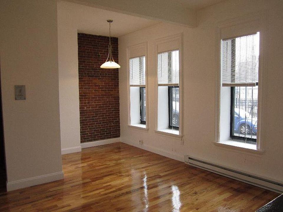 2nd image of 22 Beacon St #17W
