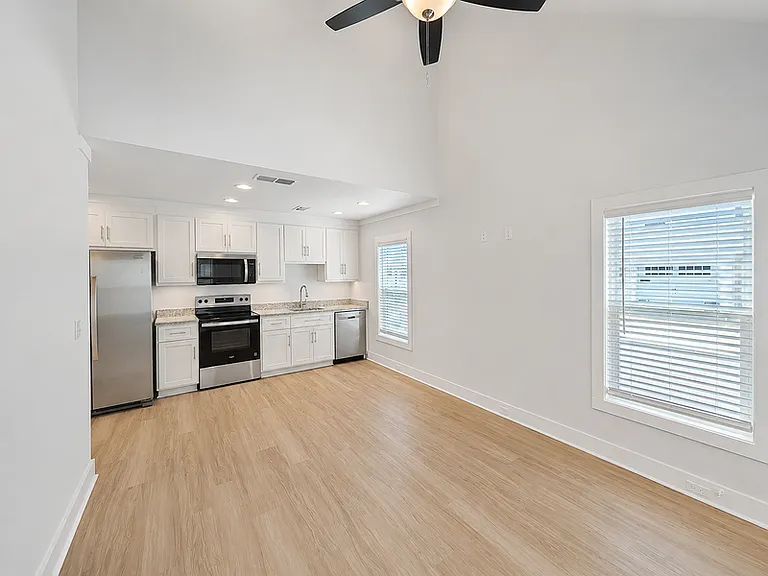 1545 Payne St #3 — Photo 2