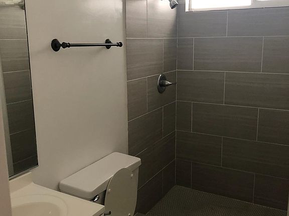 5th image of 1469 S Canfield Ave APT 5