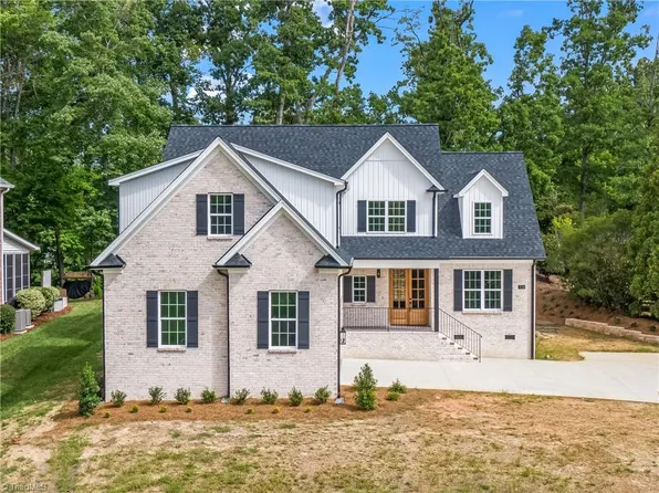 370 Inverness Dr, Winston Salem, NC 27107