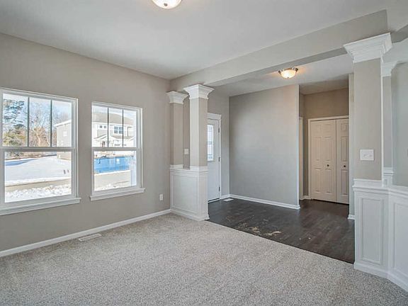 3rd image of 2604 Stirling Dr