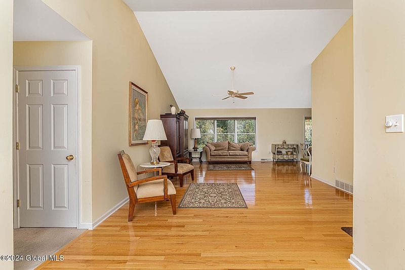 5th image of 64 Silver Creek Drive