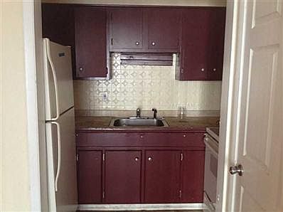 3rd image of 13117 N 23rd St