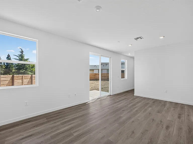 6525 Jacinto Ave — Photo 25