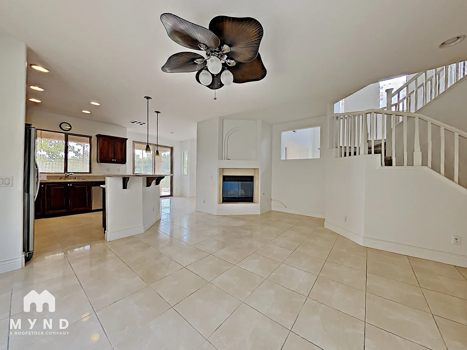 4 bed, 3.0 bath, 3050 sqft, $2,865 — Photo 3