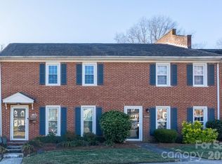 8042 Regent Park Ln, Charlotte, NC