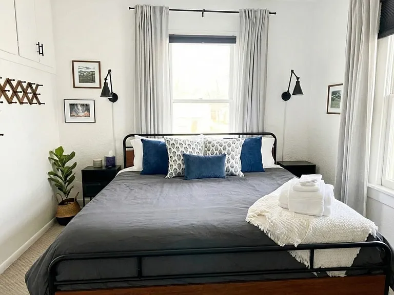 1802 W 39th Ave — Photo 44