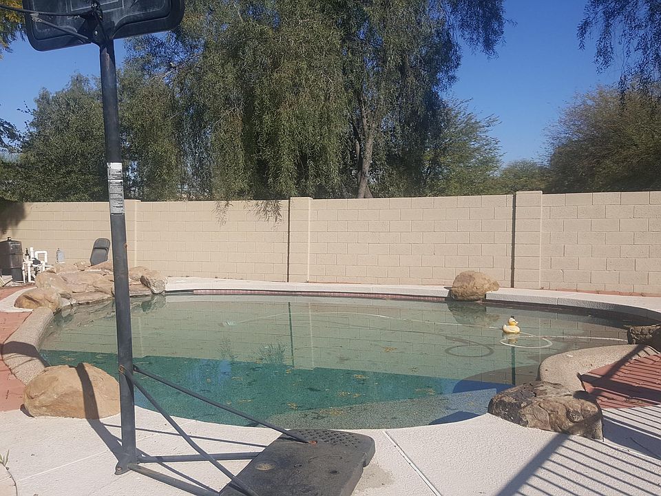 1st image of 918 S San Joaquin Ct
