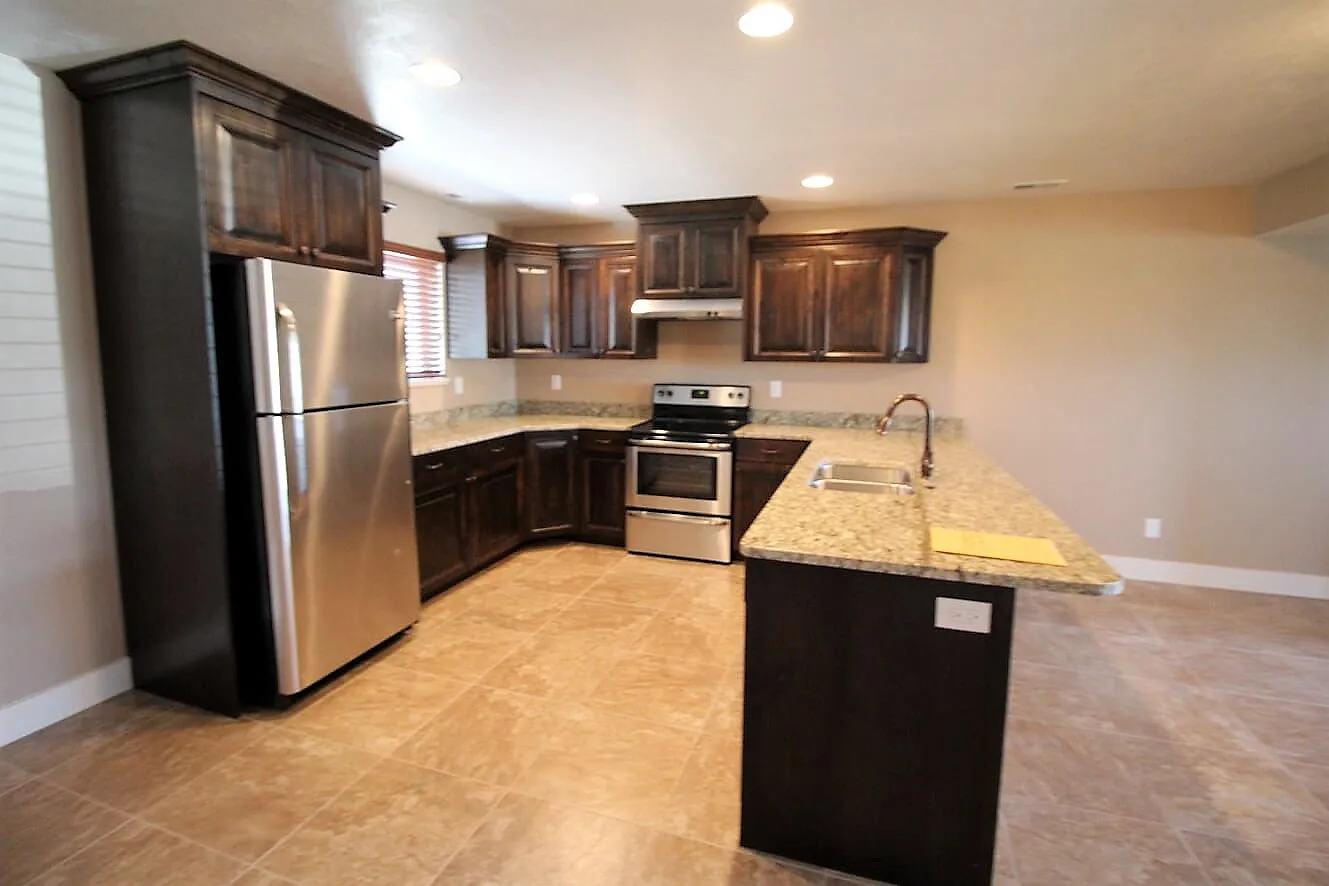 563 West 1400 North - 101 — Photo 1