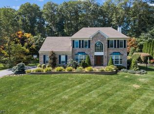 6 Anna Dr, Budd Lake, NJ 07828