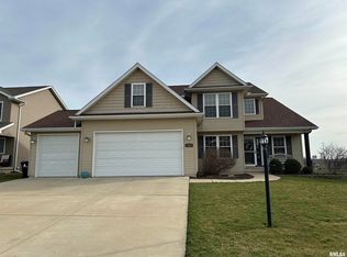 1824 Jadens Way, Washington, IL 61571