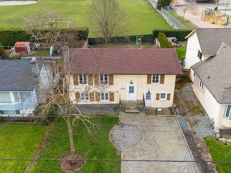 1st image of 15894 Thrift Ave