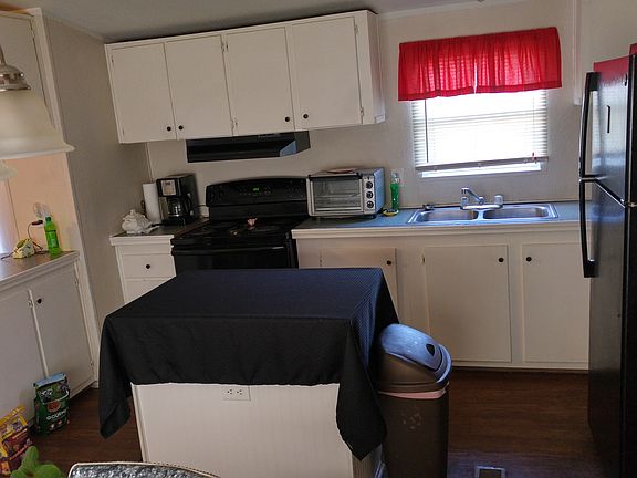 5th image of 151 Sonoma Dr