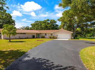 1631 Rosery Rd NE, Largo, FL 33771