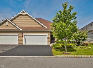 6935 Constitution Dr, Bethlehem, PA 18017