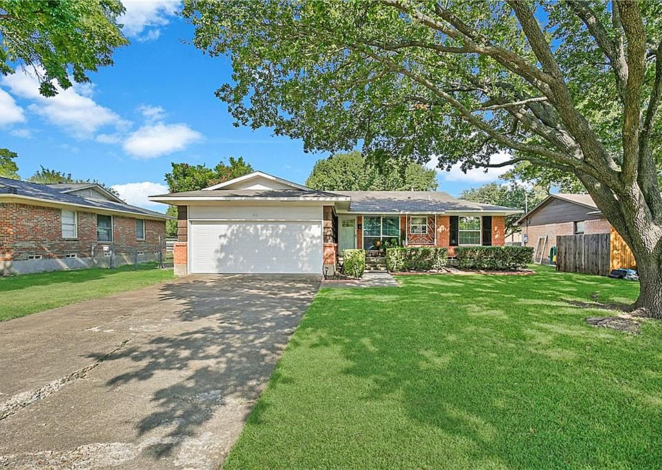 1st image of 802 Lorrie Dr