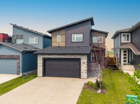 48 Edgefield Way, Saint Albert, AB T8N 7W9