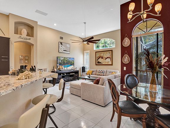 5th image of 10063 Umberland Place