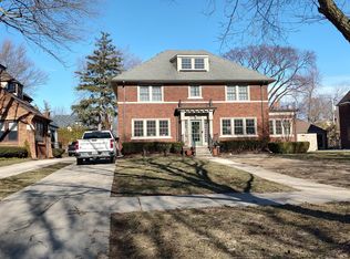 1350 Berkshire Rd, Grosse Pointe, MI 48230