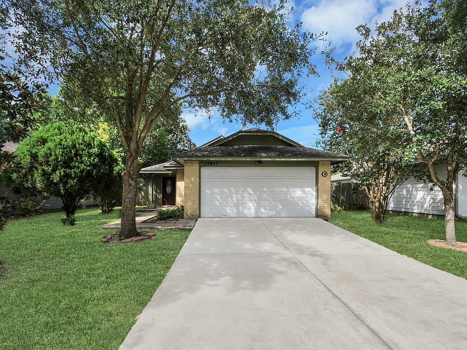 1st image of 13827 Bay Gardens Dr