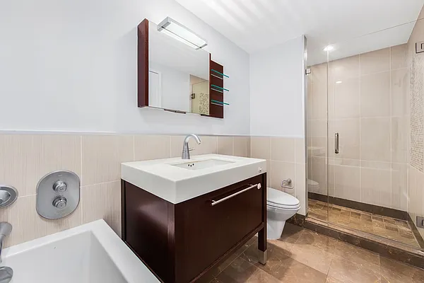 Rented by Compass | media 36