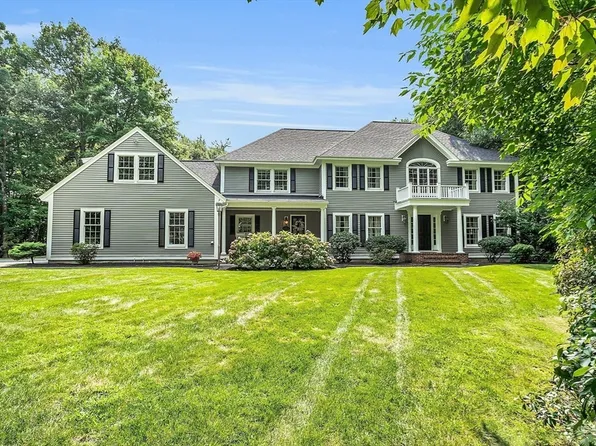 26 Federal Cir, Leominster, MA 01453