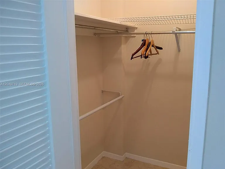 5161 Collins Ave #809 — Photo 9