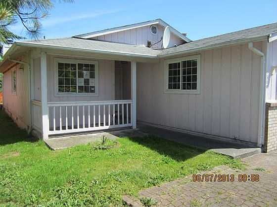 2nd image of 1309 E Home St
