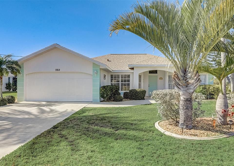 1st image of 982 Rotonda Cir