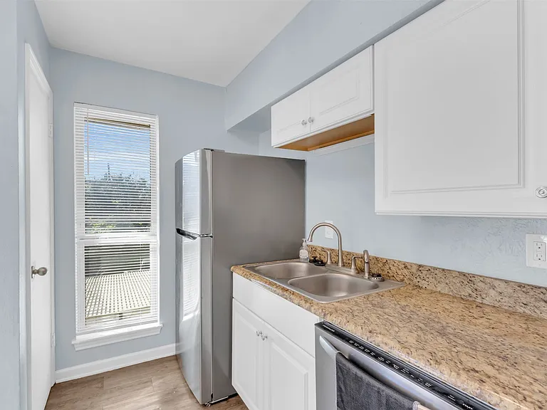 4688 Matilda St #H — Photo 9