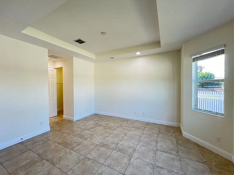 11948 SW Crestwood Cir — Photo 42