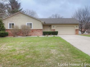 2431 Basswood St, Jenison, MI 49428